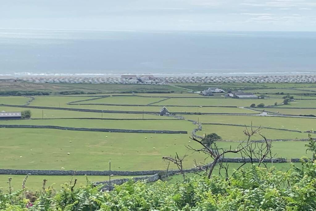 Lle Mary - Beautiful Views, Hot Tub, Secluded, Dog Welcome, Barmouth Llanddwywe Exterior photo