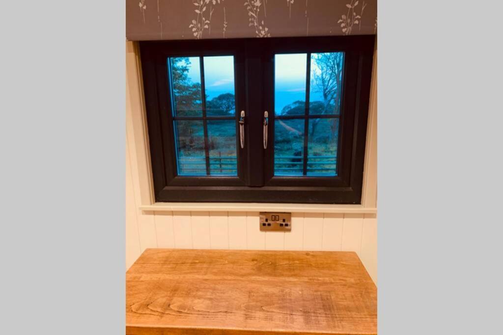 Lle Mary - Beautiful Views, Hot Tub, Secluded, Dog Welcome, Barmouth Llanddwywe Exterior photo